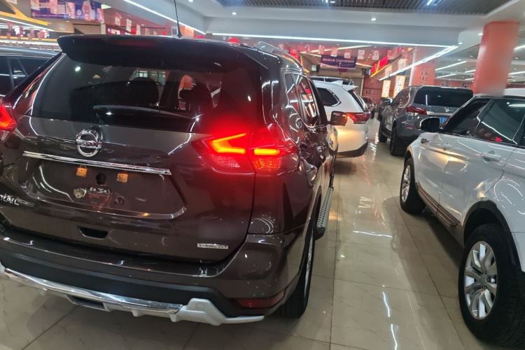 Used Nissan X-Trail 2019 2.0L CVT Smart Connect Comfort Edition 2WD