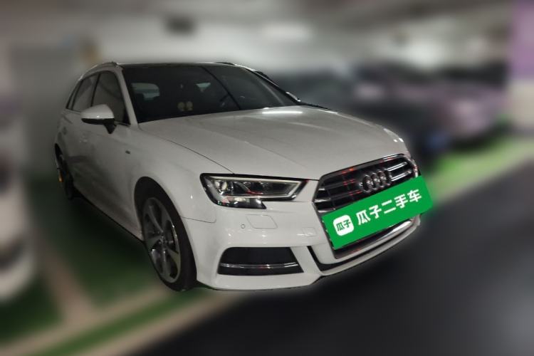 Used Audi A3 2020 Sportback 35 TFSI Sporty Model China VI Front Right 45 Deg