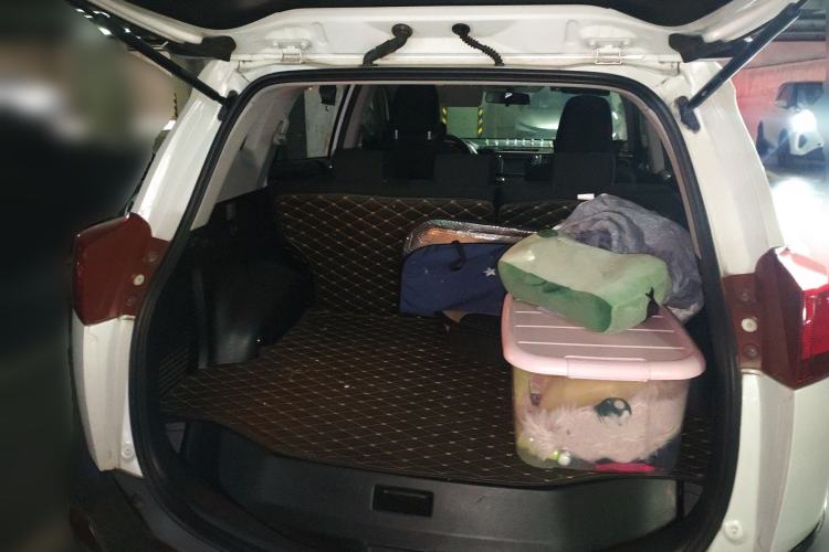 Used Toyota RAV4 2015 2.0L CVT Two-Wheel Drive Fashion Edition
