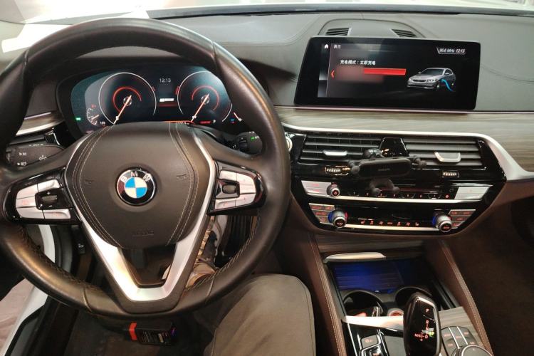 Used BMW 5 Series New Energy 2019 Updated Version 530Le Luxury Package Center Console