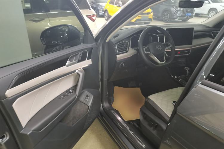 Used Volkswagen Tayron 2023 280TSI Two-Wheel-Drive Luxury Plus Advanced Version Driver Seat