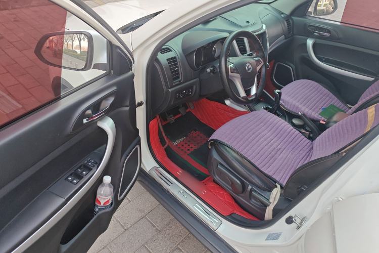 Used Changan CS35 2015 1.6L Manual Luxury Model China IV Standard