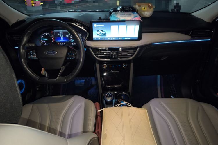 Used Ford Escape 2020 EcoBoost 245 Two-Wheel-Drive Titanium Edition
