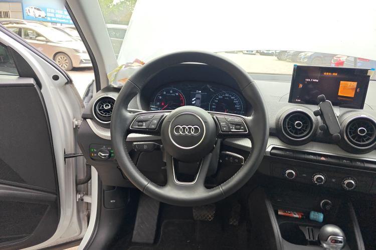 Used Audi Q2L 2020 35 TFSI Ambition Dynamic Edition
