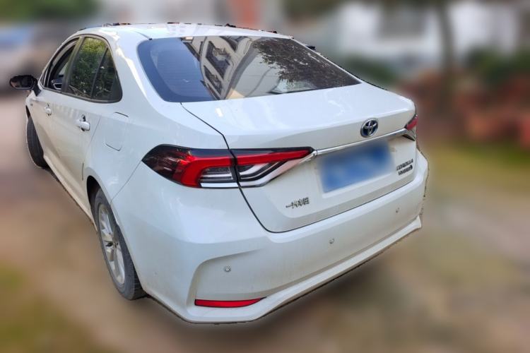 Used Toyota Corolla 2021 Dual-Motor 1.8L E-CVT Elite Edition
