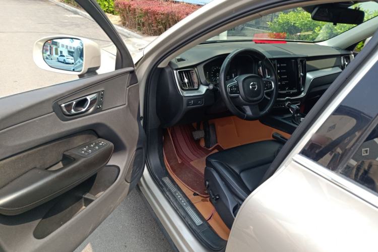 Used Volvo XC60 2018 T4 Zhiyi Edition Driver Seat