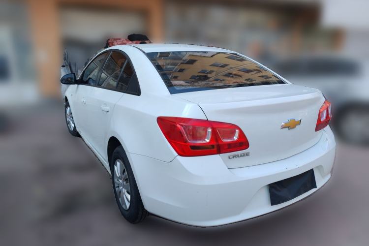 Used Chevrolet Cruze 2015 1.5L Classic SL MT Rear Left 45 Deg