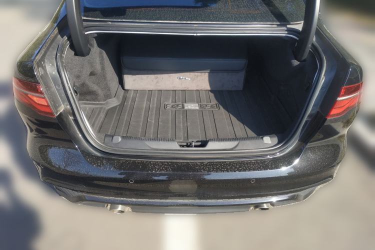 Used Jaguar XEL 2024 2.0T 250 PS R-DYNAMIC S Advanced Sport Edition Trunk