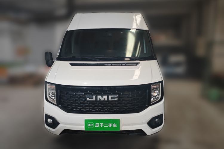 Used JMC Fushun 2022 2.0T Manual Multi-Function Passenger Vehicle Short Wheelbase Mid-Height Roof 6-Seater Front