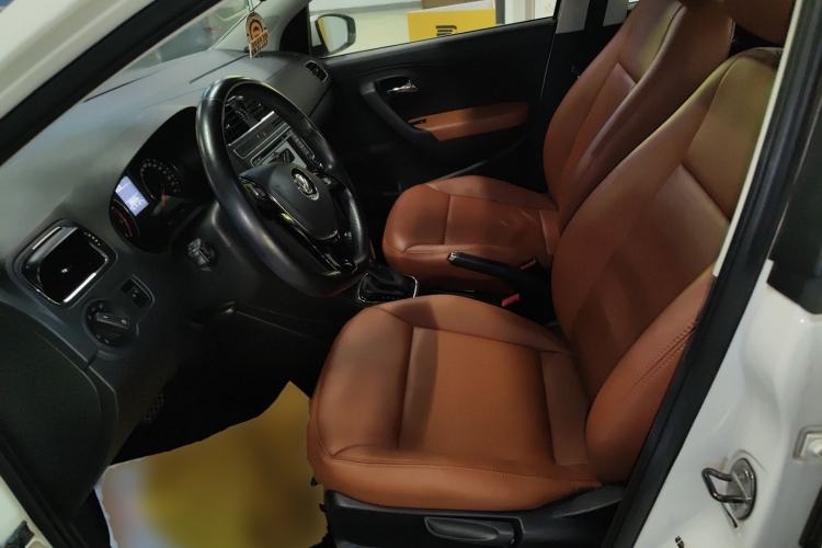 Used Volkswagen Polo 2016 1.6L Automatic Comfort Model Left Front Seat