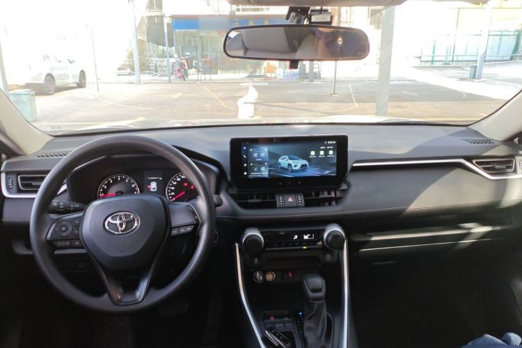 Used Toyota Wildlander 2023 2.0L CVT Two-Wheel Drive Leading Edition