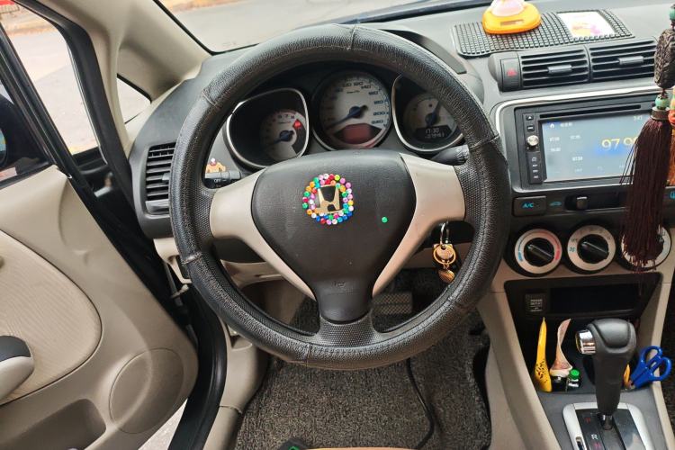 Used Everus S1 2013 1.5L Automatic Comfort Edition
