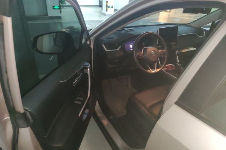 Used Toyota Wildlander New Energy 2021 High-Performance Edition 2.5L Two-Wheel Drive Powerful Version
