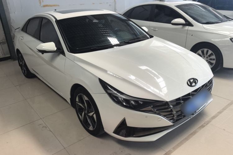 Used Hyundai Elantra 2021 240TGDi DCT LUX Prestige Edition Front Right 45 Deg