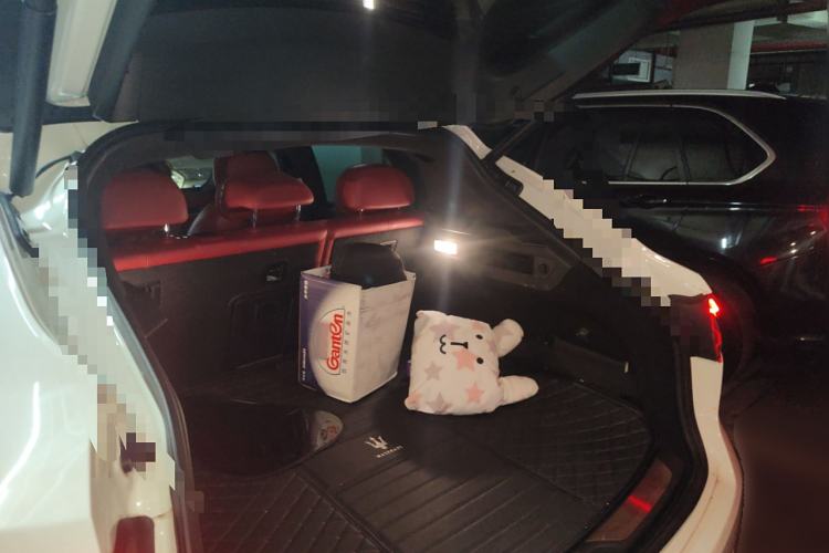 Used Maserati Levante 2016 3.0T Standard Edition Trunk