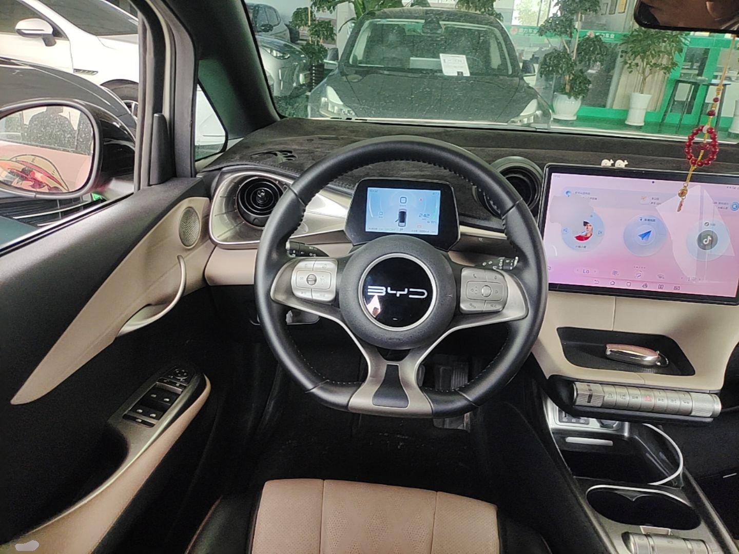 BYD Dolphin 2023 420 km Free Version — снимка 15