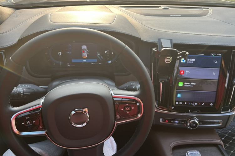 Used Volvo S90 2023 B5 Zhiyuan Luxury Edition