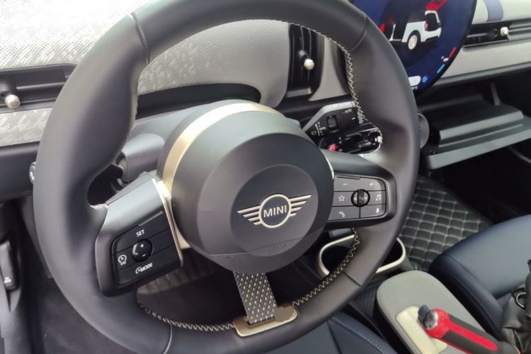 Used MINI 2025 2.0T COOPER S Artist