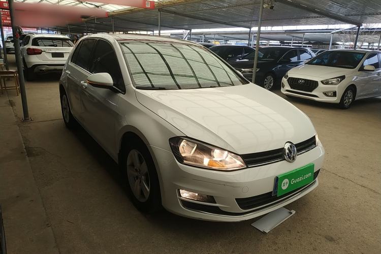 Used Volkswagen Golf 2015 1.4TSI Automatic Luxury Model
