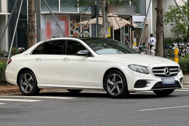 Used Mercedes-Benz E-Class 2018 E 300 L Sporty and Stylish Model Front Right 45 Deg