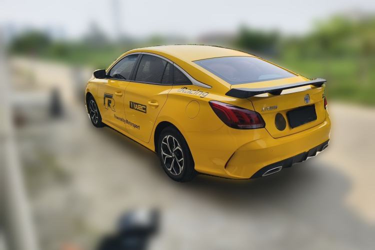 Used MG 5 2022 180 DVVT CVT Youth Luxury Edition
