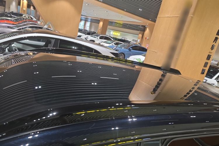 Used XPeng G9 2025 625 Long-Range Max Roof