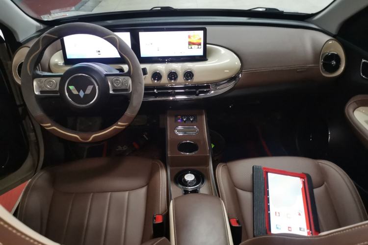 Used Wuling Bingo 2023 333 km Lingxi Connected+ Version Center Console