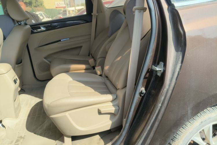 Used Baojun 730 2016 1.5L Manual Comfort Version 7 Seats China V Emission Standard