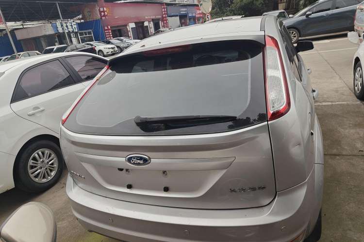 Used Ford Focus 2013 Hatchback Classic 1.8L Automatic Base Model