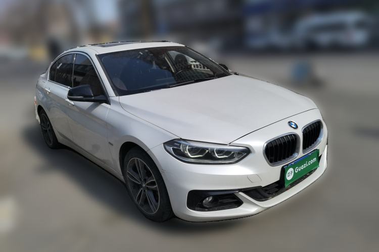 Used BMW 1 Series 2017 118i Sport Edition Front Right 45 Deg