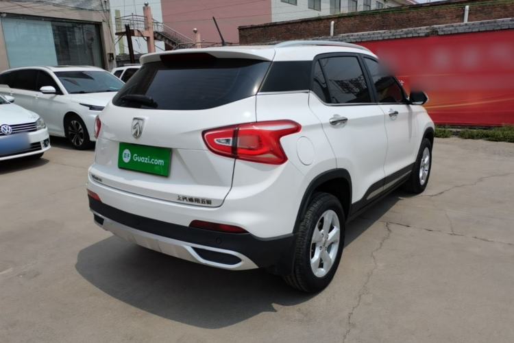Used Baojun 510 2017 1.5L Manual Fashion Model