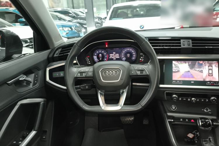 Used Audi Q3 2021 35 TFSI Fashion Dynamic Model