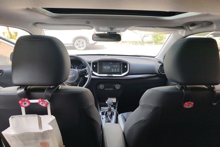 Used Kia kx1 Stonic 2026 Model 1.4L Sunroof Edition
