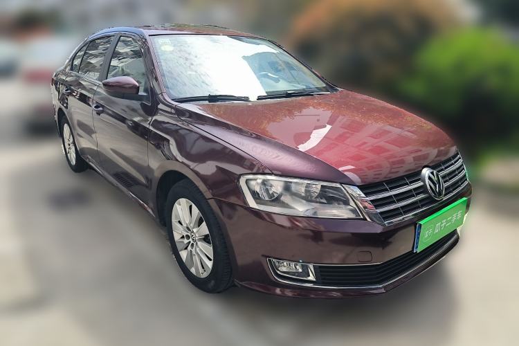 Used Volkswagen Lavida 2013 Restyled Classic 1.6L Automatic Comfort Edition Front Right 45 Deg