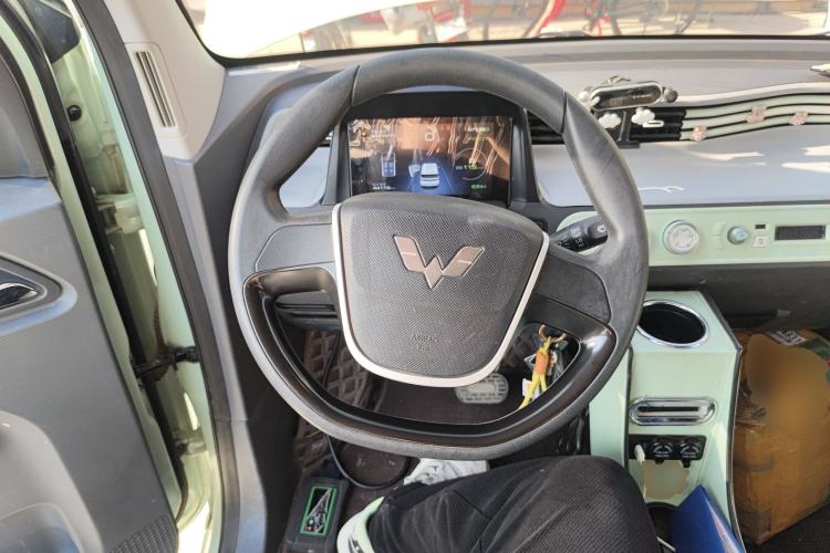 Used Wuling Hongguang MINIEV 2022 Macaron Premium Model – Lithium Iron Phosphate