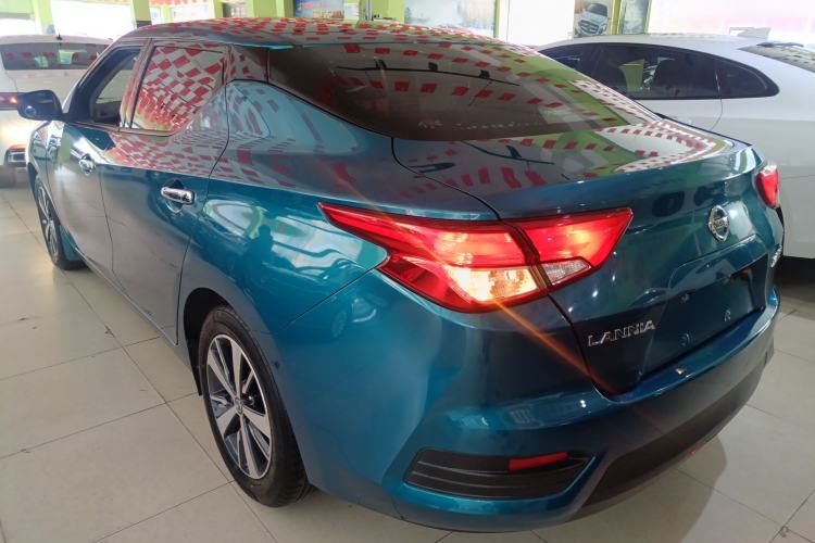 Used Nissan Lannia 2016 1.6L Manual Cool Edition Exterior 2