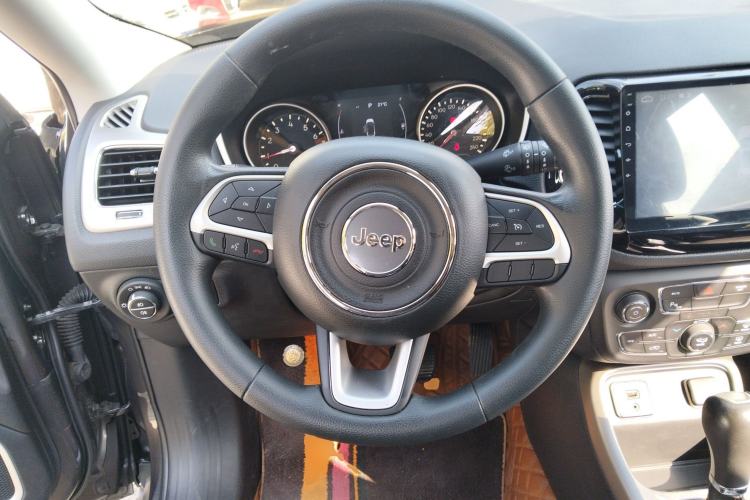 Used Jeep Compass 2017 200T Automatic Enjoyment Version