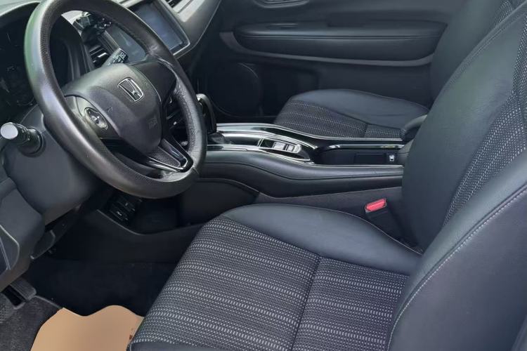 Used Honda Vezel 2017 1.8L CVT Front-Wheel Drive Pioneer Edition