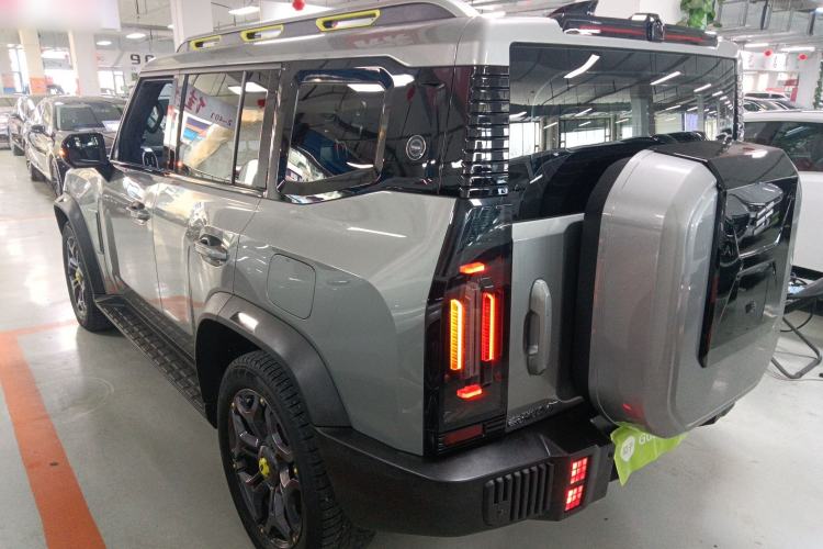 Used JETOUR Shanhai Traveler C-DM 2024 C-DM 208KM Mountain & Wilderness Edition Rear Left 45 Deg