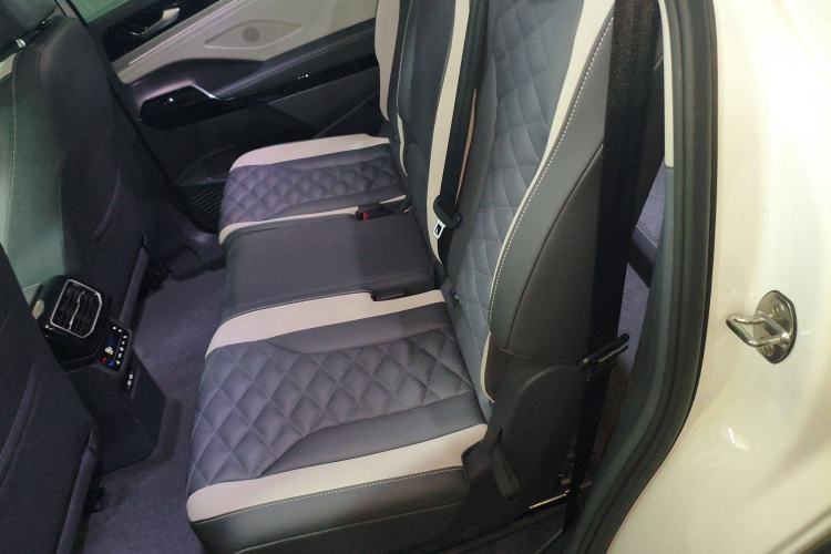 Used Volkswagen ID.6 CROZZ 2022 Long-Range PRO Edition