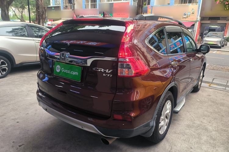 Used Honda CR-V 2015 2.4L two-wheel drive luxury version Rear Right 45 Deg