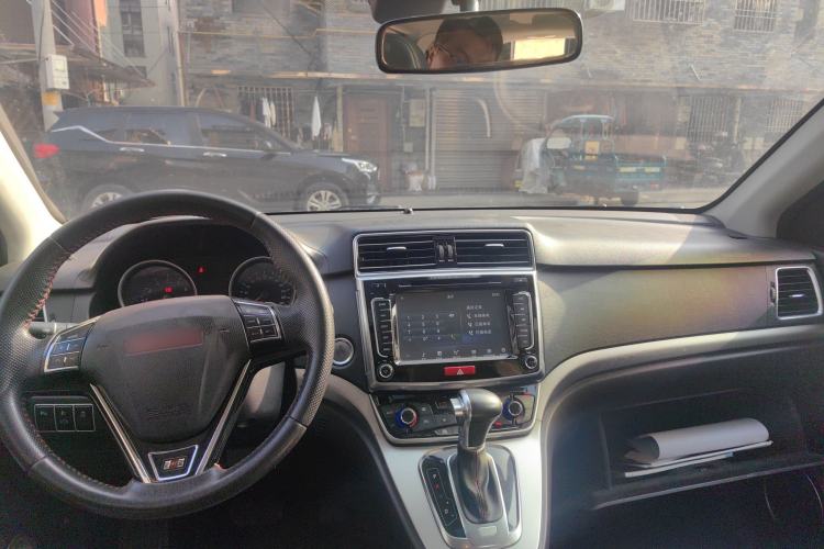 Used Haval H6 2015 Sport Edition 1.5T Automatic Two-Wheel Drive Luxury Model