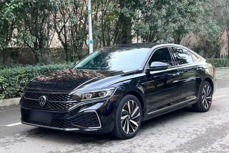 Used Volkswagen Passat 2022 330TSI Starry Luxury Edition