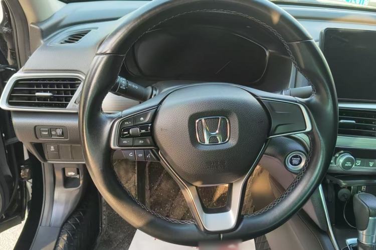 Used Honda Accord 2022 260TURBO Luxury Edition Steering Wheel