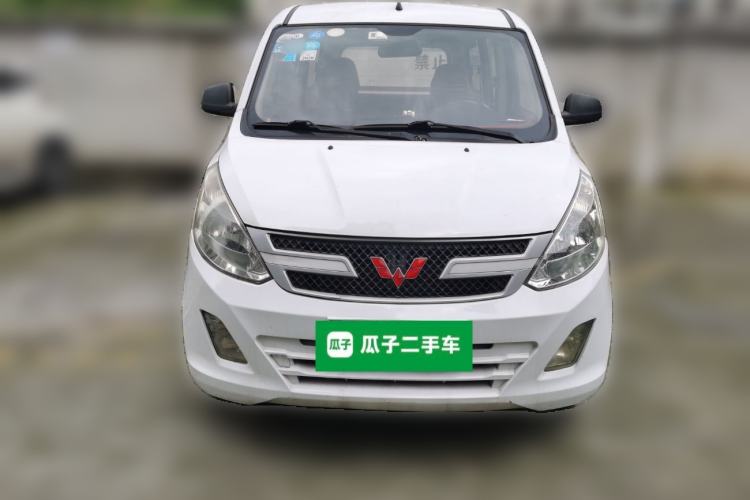 Used Wuling Rongguang V 2016 1.5L Standard Version
