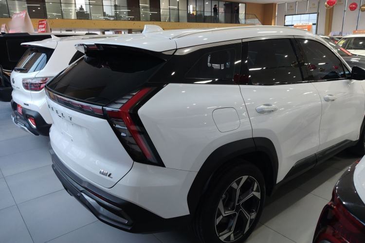 Used Geely Auto FX11 2023 1.5TD DCT Prestige Edition