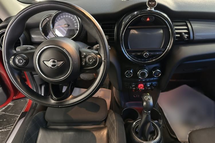 Used MINI 2016 1.5T COOPER
