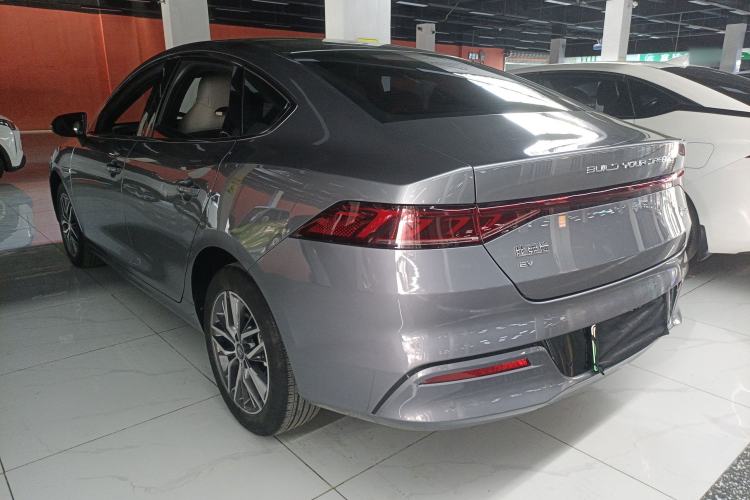 Used BYD Qin PLUS 2024 Honor Edition EV 420KM Beyond Model Exterior 2