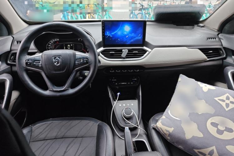 Used Baojun 510 2017 1.5L Automatic Fashion Model
