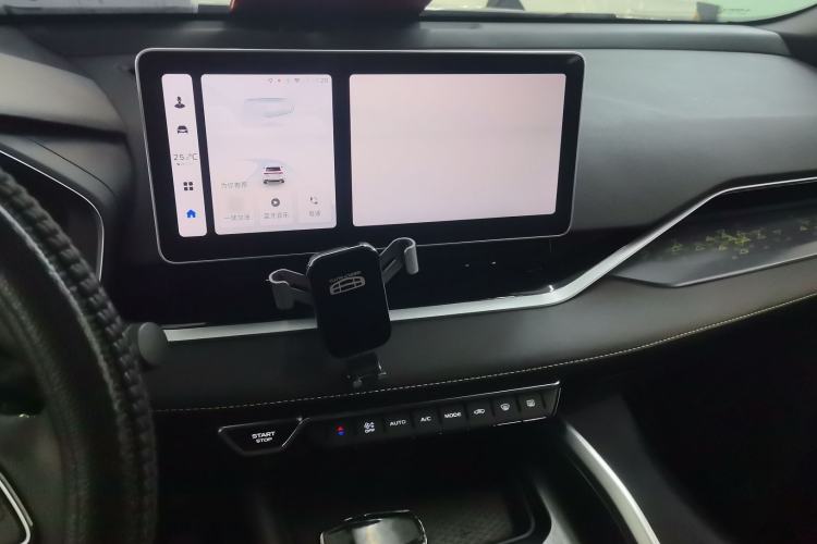 Used Geely Auto Preface 2023 1.5TD Fuyao Version
